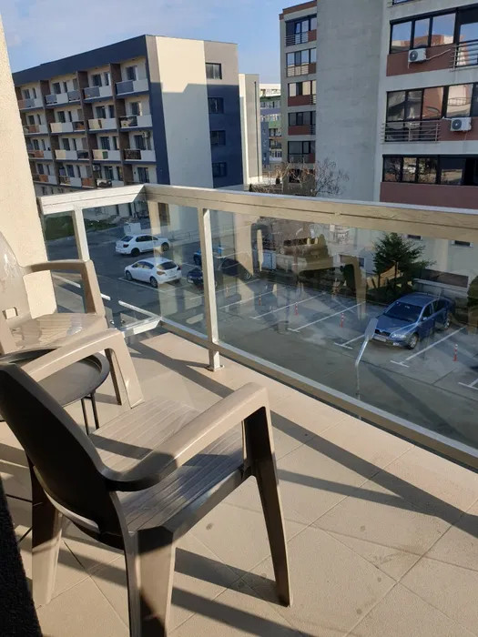 3 Camere de inchiriat cu balcon si parcare in zona Tomis Plus — fotografie 2