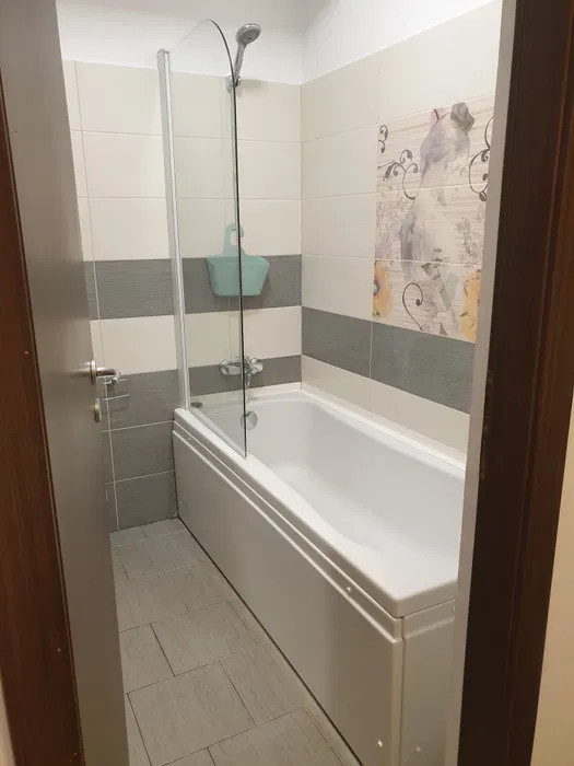 3 Camere de inchiriat cu balcon si parcare in zona Tomis Plus — fotografie 8