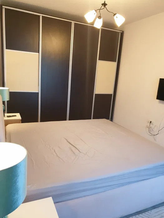3 Camere de inchiriat cu balcon si parcare in zona Tomis Plus — fotografie 4