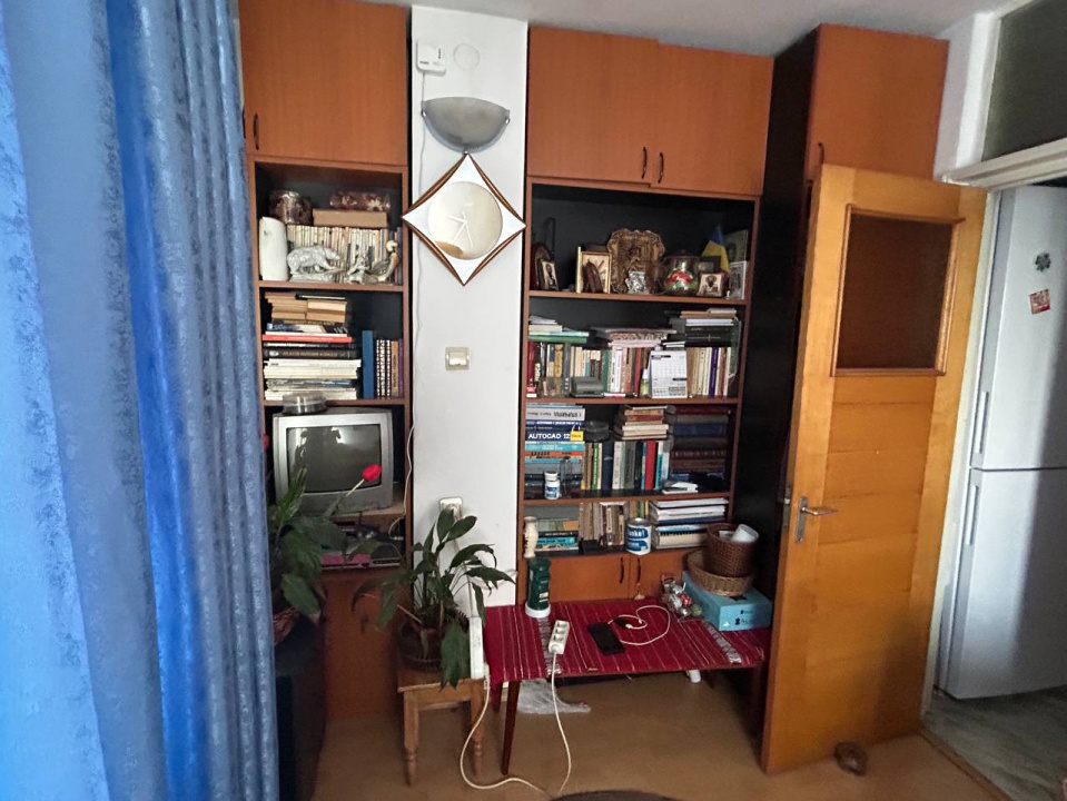 Garsoniera Virtutii Bucuresti — fotografie 5