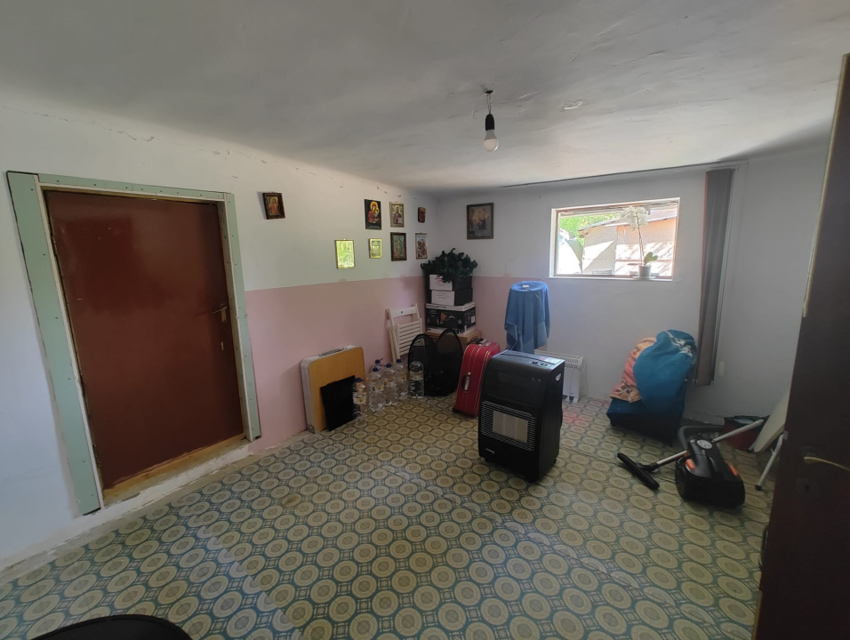 Casa  4 Camere Frumusani COMISION 0 — fotografie 19