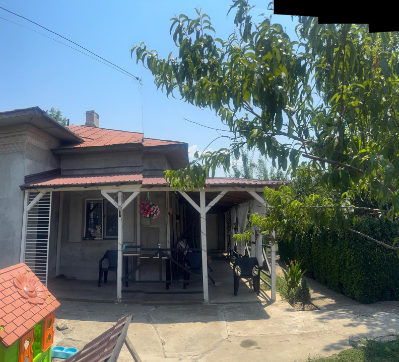 Casa  4 Camere Frumusani COMISION 0 — fotografie 5
