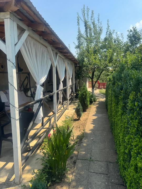 Casa  4 Camere Frumusani COMISION 0 — fotografie 3