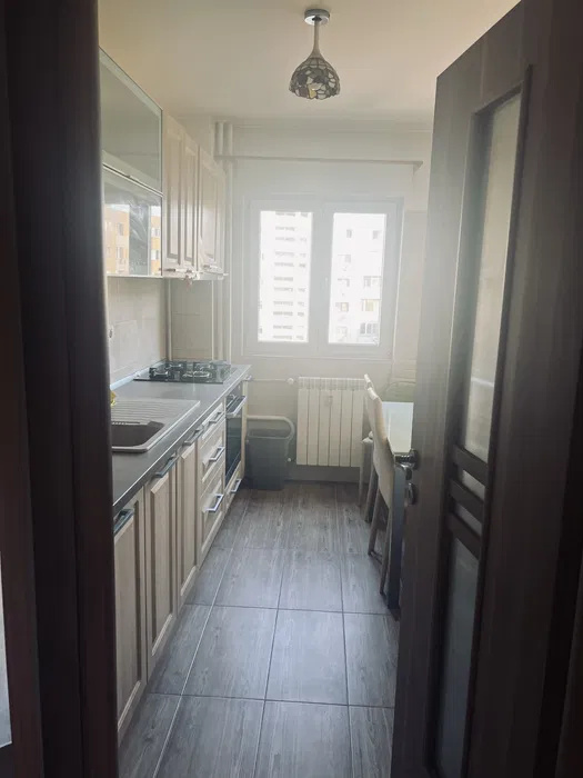 Bulevardul Chisinau - Bd. Basarabia | 2 Camere | Decomandat | Balcon | Parcare | — fotografie 6