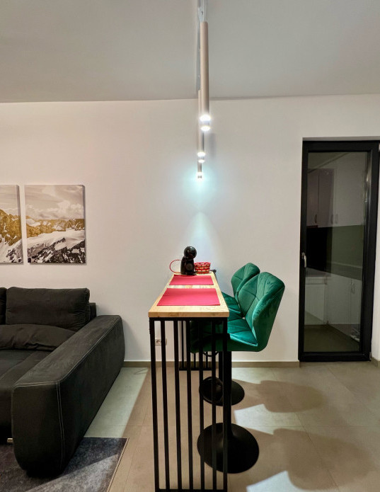 | 2 Camere | Luica | Centrala | Balcon | Modern | Utilat | — fotografie 3
