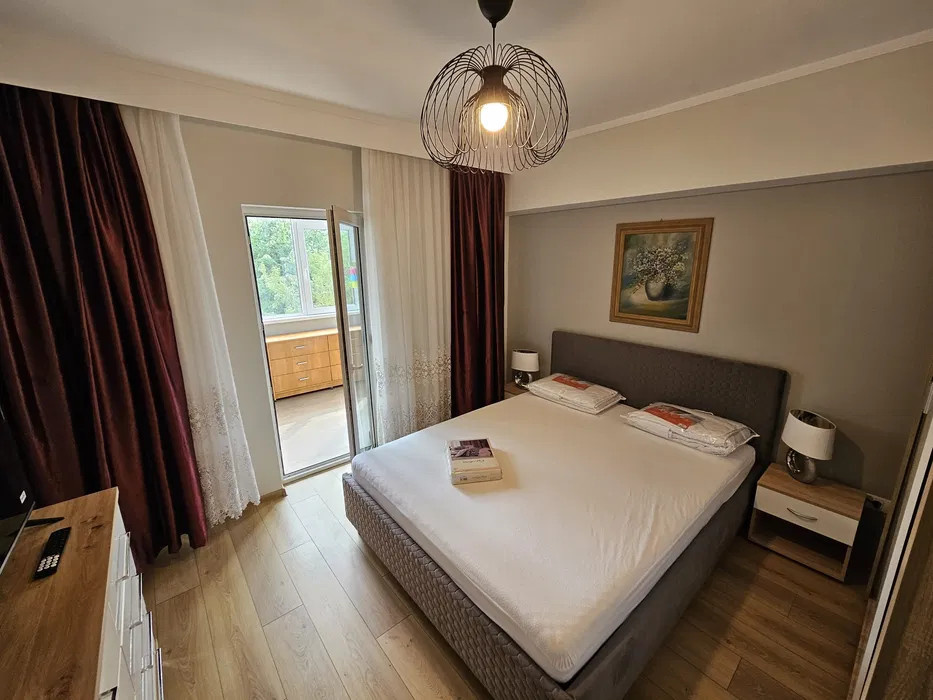 4 Camere 2 Bai Renovat Modern cu balcon in zona Victoria - Emag — fotografie 4