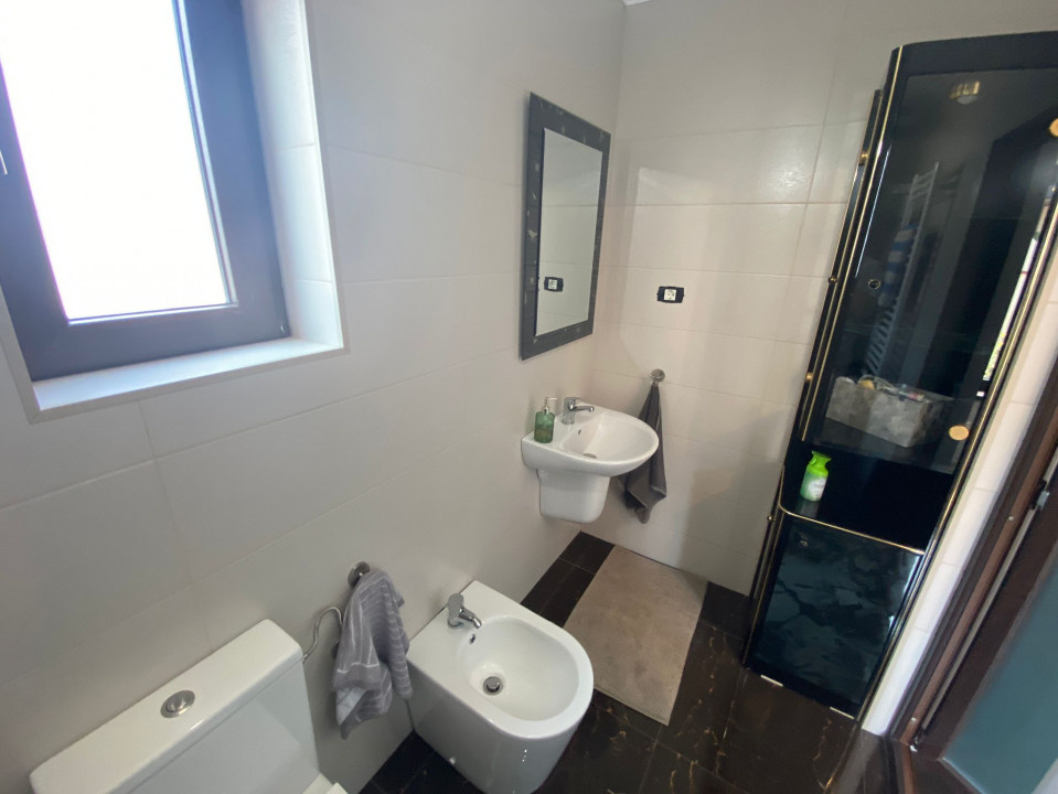 Casa 3 Camere Renovata modern cu curte proprie in Coiciu Termen lung — fotografie 10