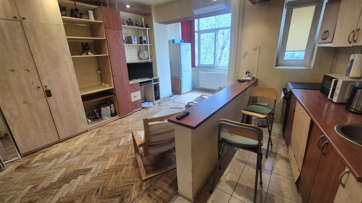 Garsoniera Cismigiu Bucuresti — fotografie 2