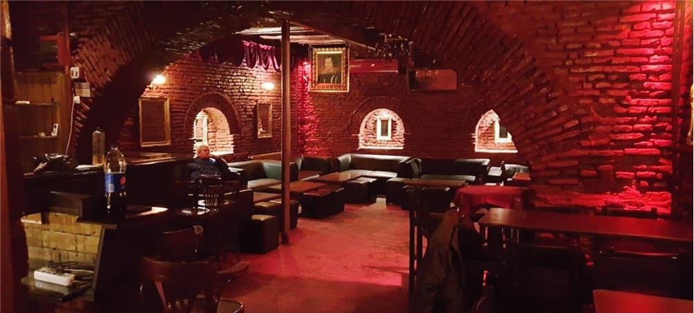 Spatiu Comercial Pretabil Club Mosilor