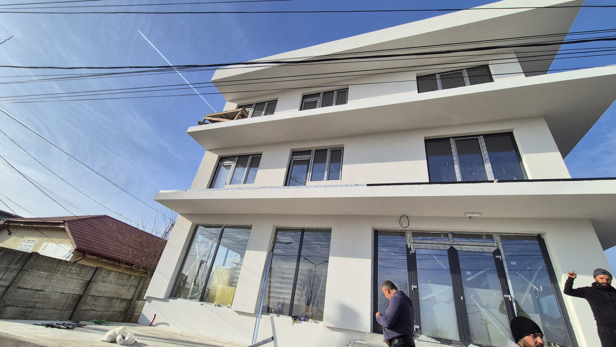 Apartament 3 Camere LakeSide Residence  Cernica 