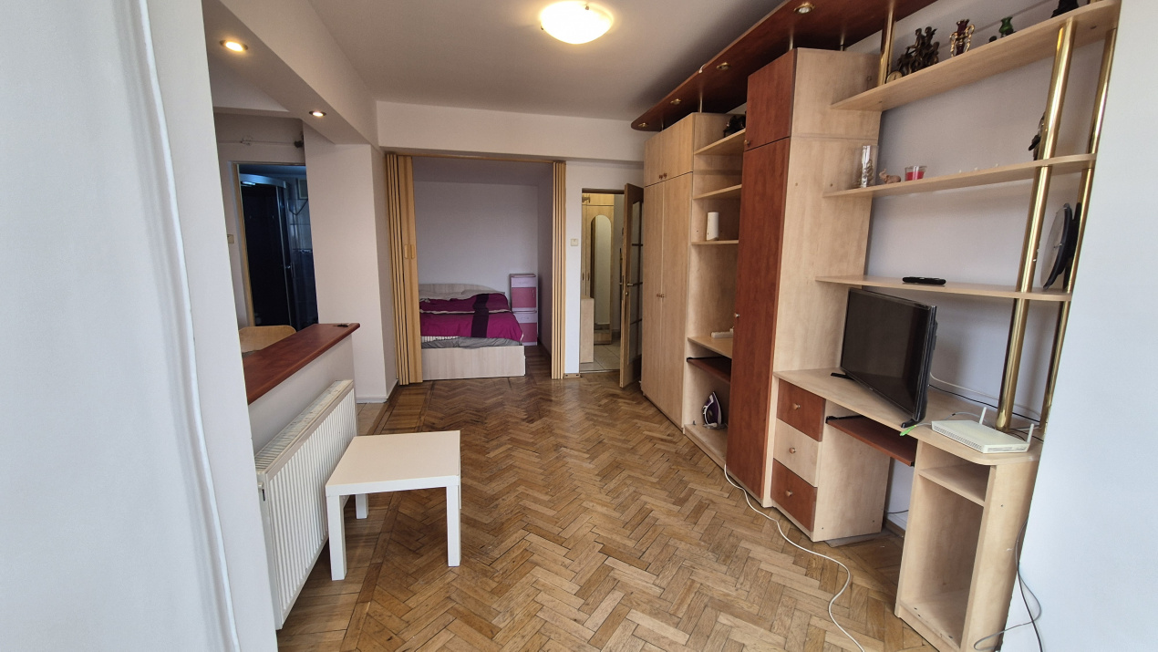 Garsoniera Cismigiu Bucuresti — fotografie 2