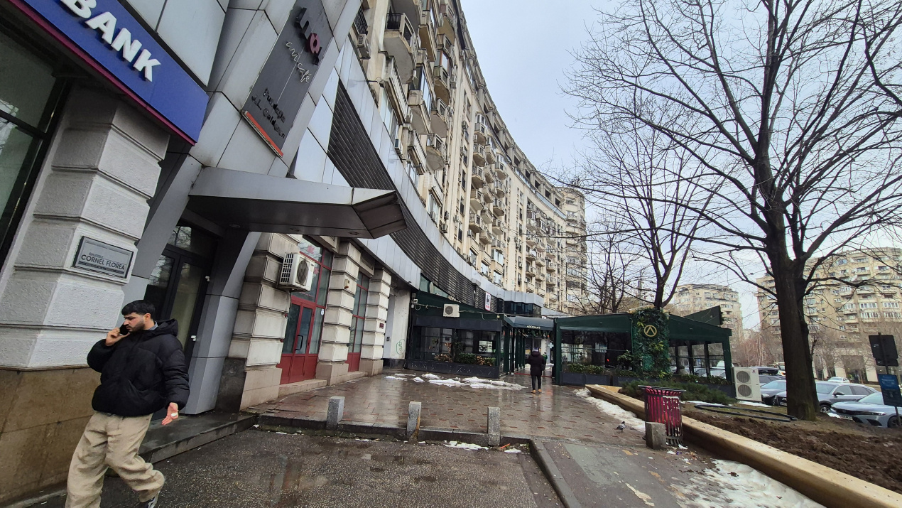 Garsoniera Piata Alba Iulia Arogant Bucuresti — fotografie 14