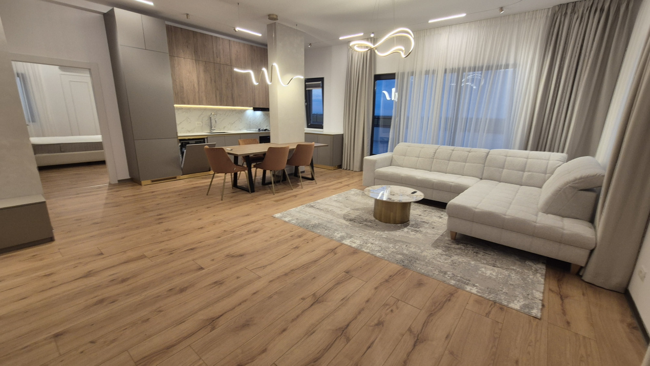  Apartament 4 Camere Complex Darwin Residence Tunari