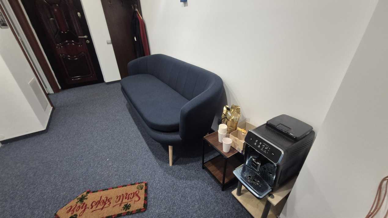 Inchiriere cabinet avocat – camera in apartament de birouri ultracentral — fotografie 5