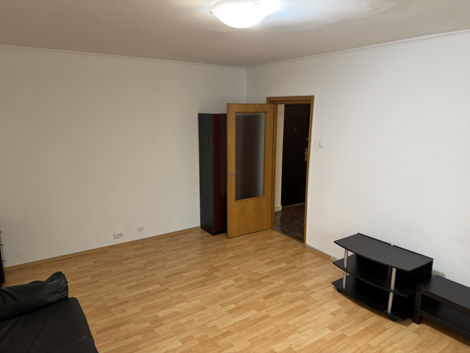  Apartament 2 Camere cu Centrala Calea Vitan la 5 minute de Metrou   — fotografie 3