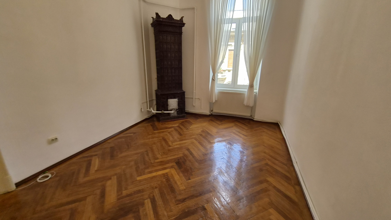 Spatiu Birou Universitate Bucuresti — fotografie 3