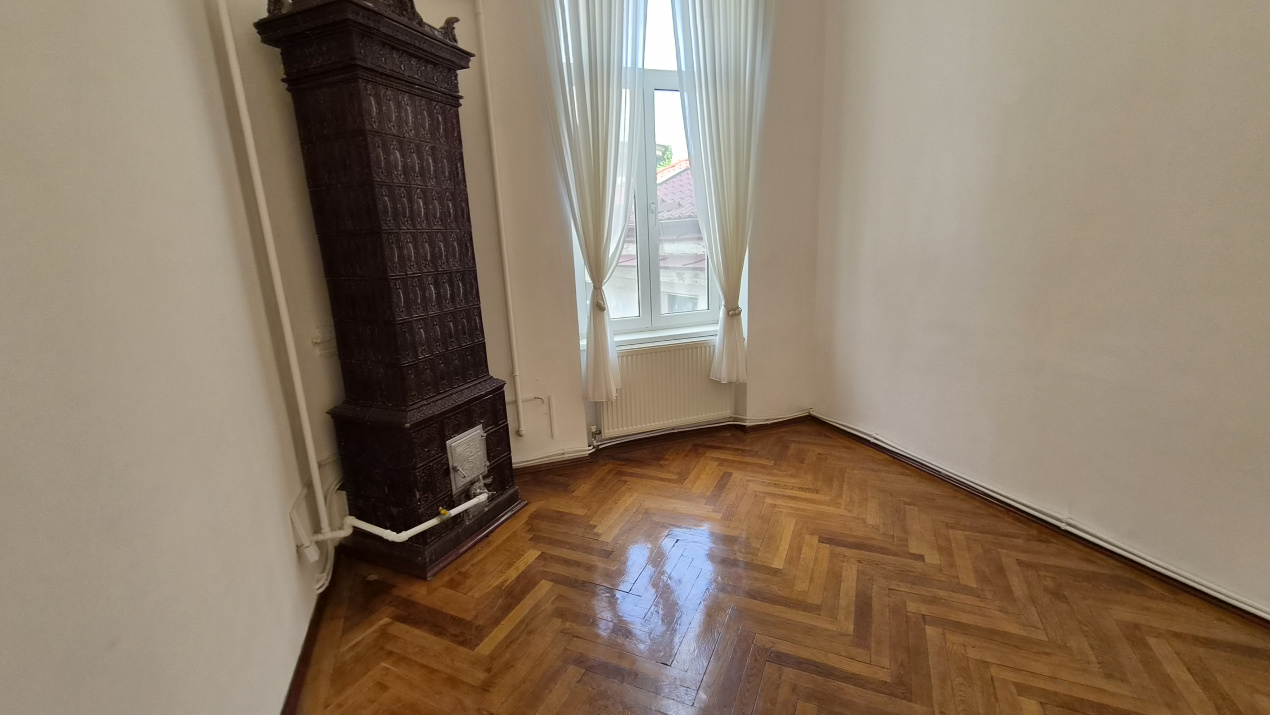 Spatiu Birou Universitate Bucuresti — fotografie 4