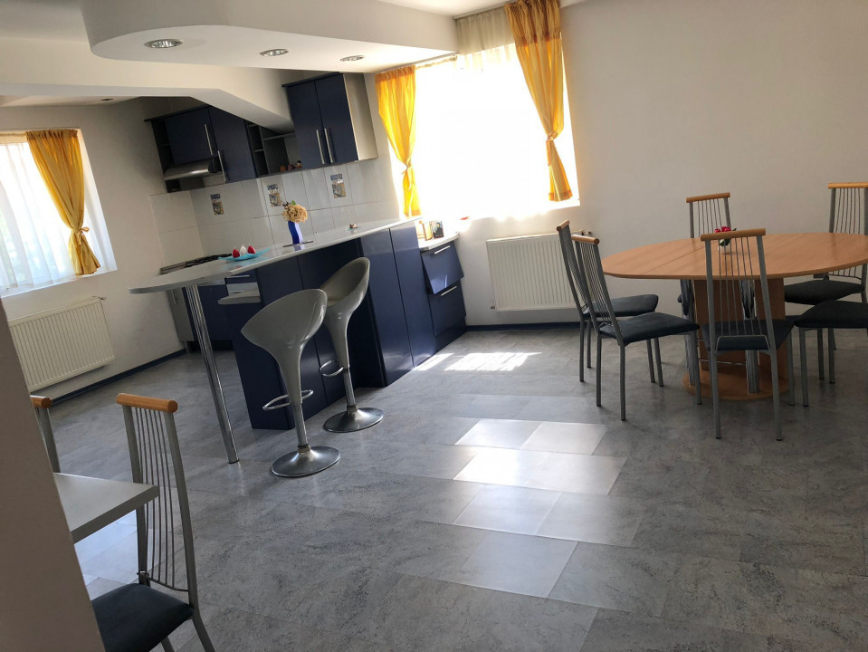 Casa | Vila | Gavana | Mobilata si utilata | Parter &amp; Mansarda — fotografie 5