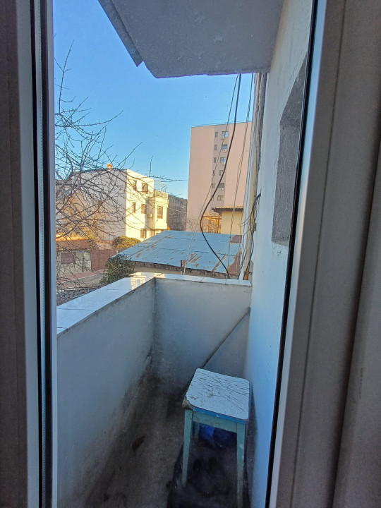 Bd. Unirii, Alba Iulia | 3 Camere | Balcon | Centrala | Etaj 1 — fotografie 3