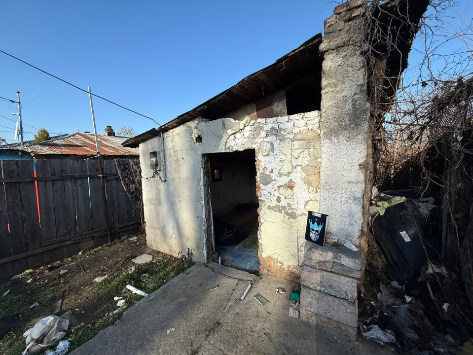 Str Cristianul Mare nr. 3 - Giulesti | Teren Intravilan | 129 Mp | Utilitati  — fotografie 2