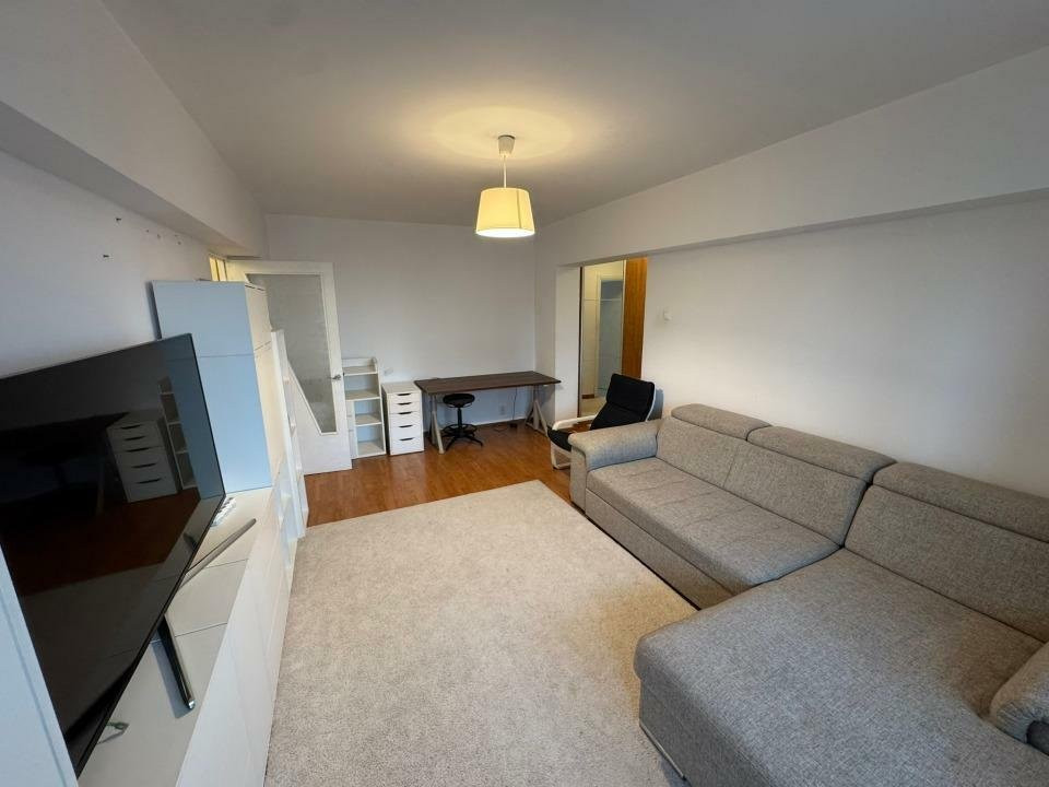 13 Septembrie | 3 camere | Semidecomandat | Boiler |  Balcon |  — fotografie 2