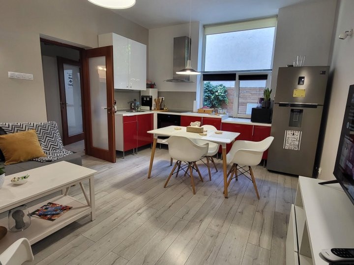 Dorobanti | 2 Camere | Curte privata | Parcare | Utilata Mobilata | — fotografie 3