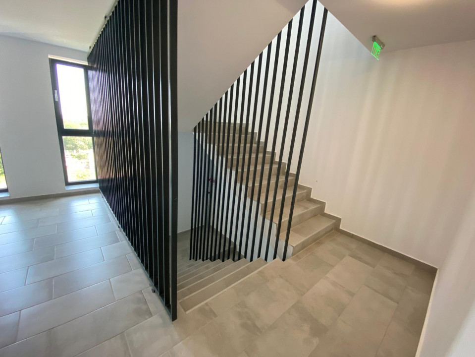 2 Camere de lux cu balcon si parcare subterana in Complex Tomis Park — fotografie 21
