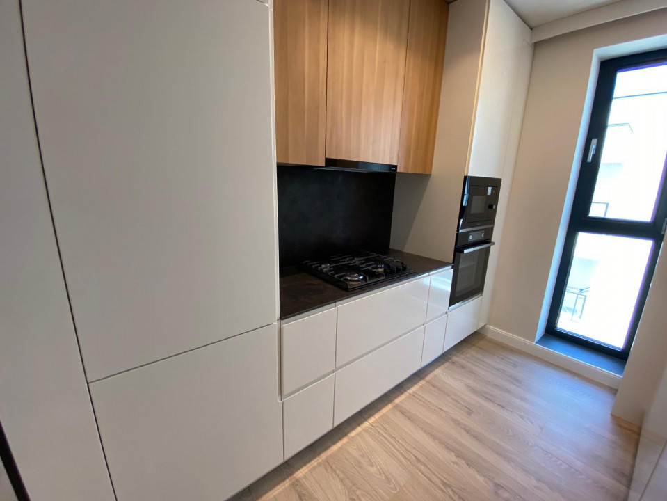 2 Camere de lux cu balcon si parcare subterana in Complex Tomis Park — fotografie 12