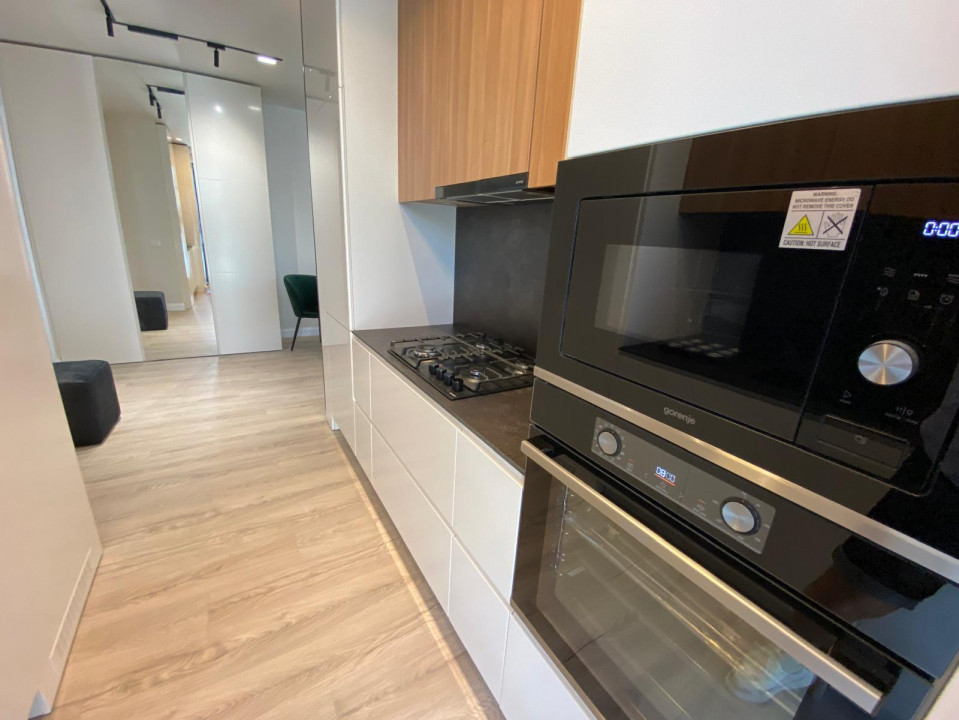 2 Camere de lux cu balcon si parcare subterana in Complex Tomis Park — fotografie 13