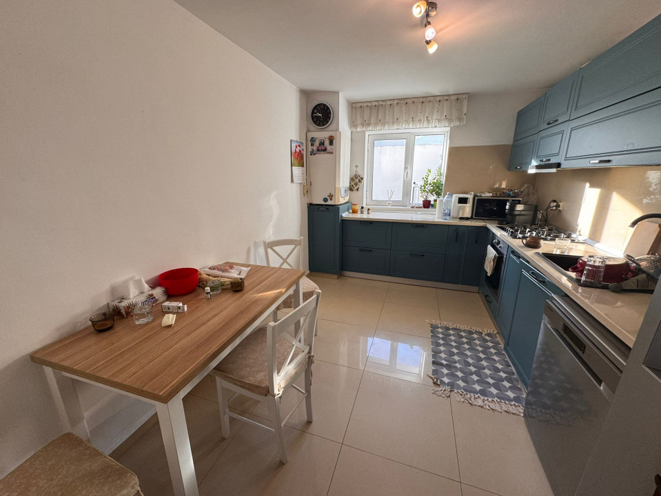 Casa Glina | 300 mp utili | 1000 mp teren | 9 Camere | 4 Bai  — fotografie 12