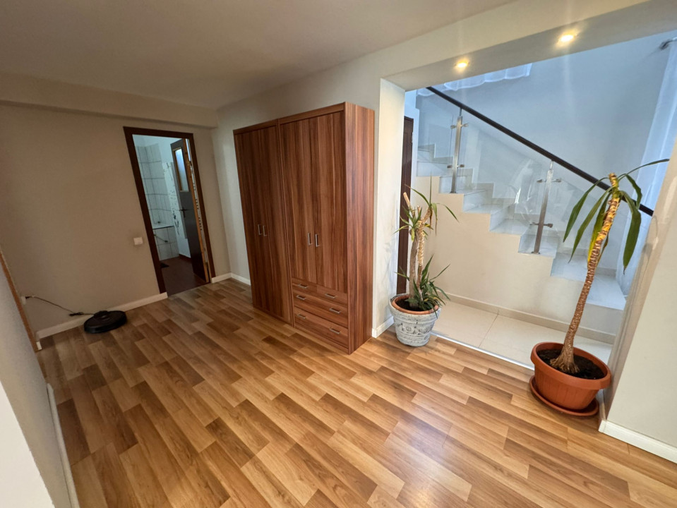 Casa Glina | 300 mp utili | 1000 mp teren | 9 Camere | 4 Bai  — fotografie 26