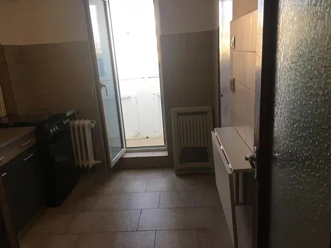 Garsoniera  Decebal Bucuresti — fotografie 8