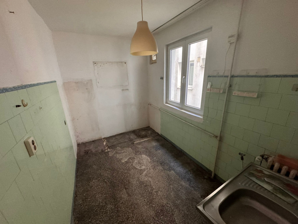 Cantemir-Tineretului | 2 Camere | Nemobilat | 5/7 | Necesita Renovare — fotografie 8