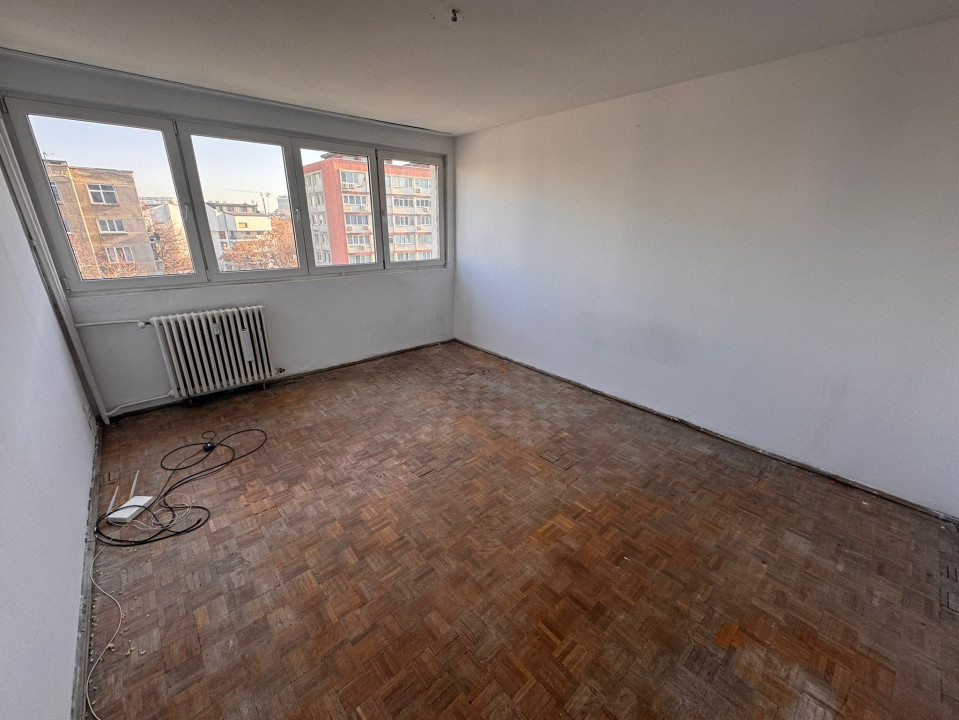 Cantemir-Tineretului | 2 Camere | Nemobilat | 5/7 | Necesita Renovare — fotografie 2