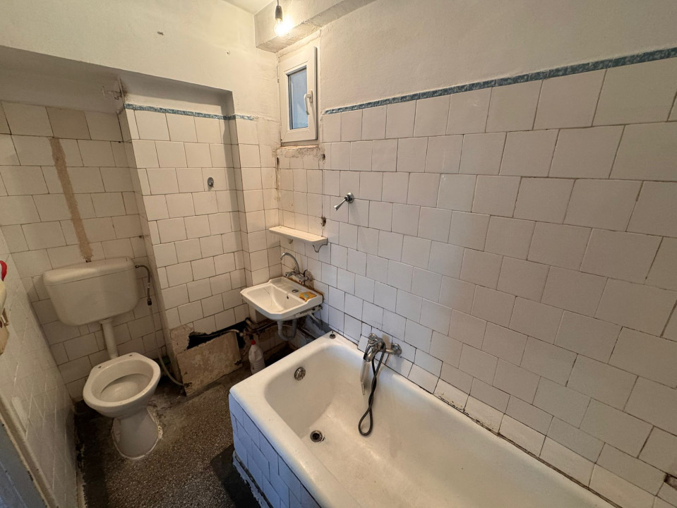 Cantemir-Tineretului | 2 Camere | Nemobilat | 5/7 | Necesita Renovare — fotografie 10