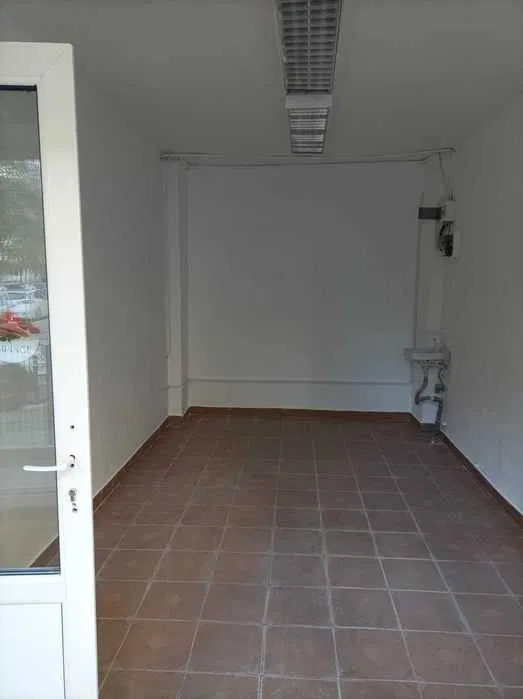  Spatiu Comercial Crangasi Bucuresti — fotografie 3
