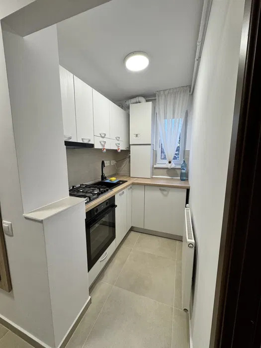 Tudor | 2 Camere | Prima chirie | Centrala proprie | Parcare privata — fotografie 6