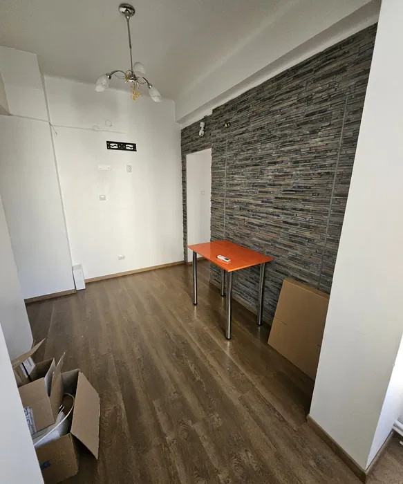  Apartament Nemobilat 4 Camere Central Ploiesti — fotografie 4