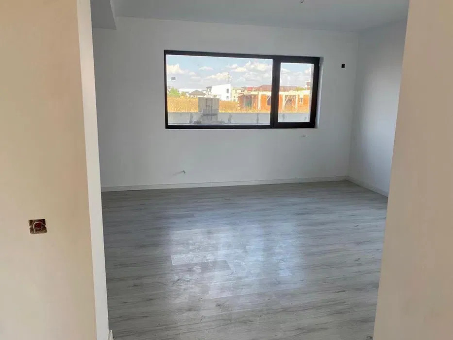 Vila 4 Camere Central Pantelimon — fotografie 3
