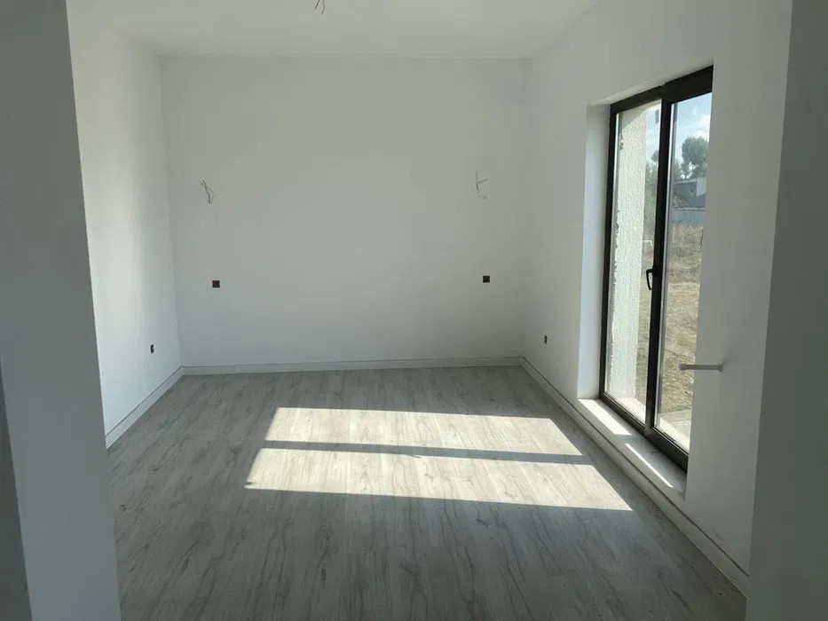 Vila 4 Camere Central Pantelimon — fotografie 2