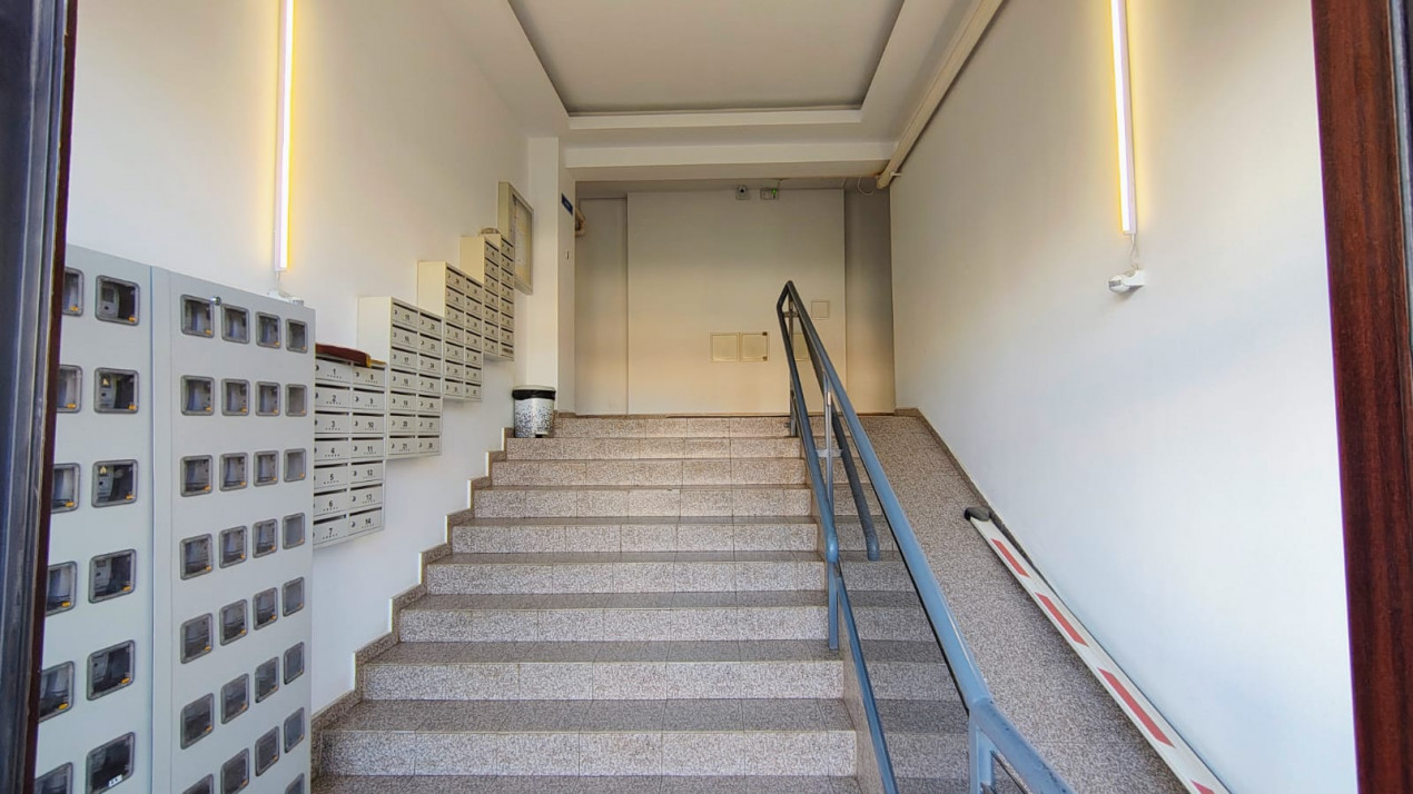  Apartament 3 Camere  Rosu — fotografie 17