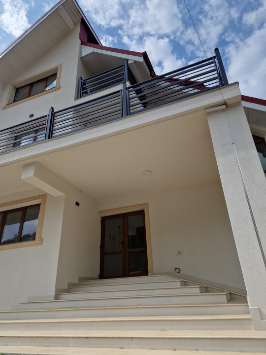 Vila tip pensiune  10 Camere  Snagov — fotografie 3