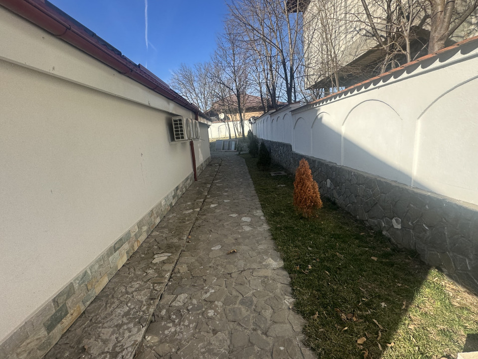 Vila tip pensiune  10 Camere  Snagov — fotografie 39