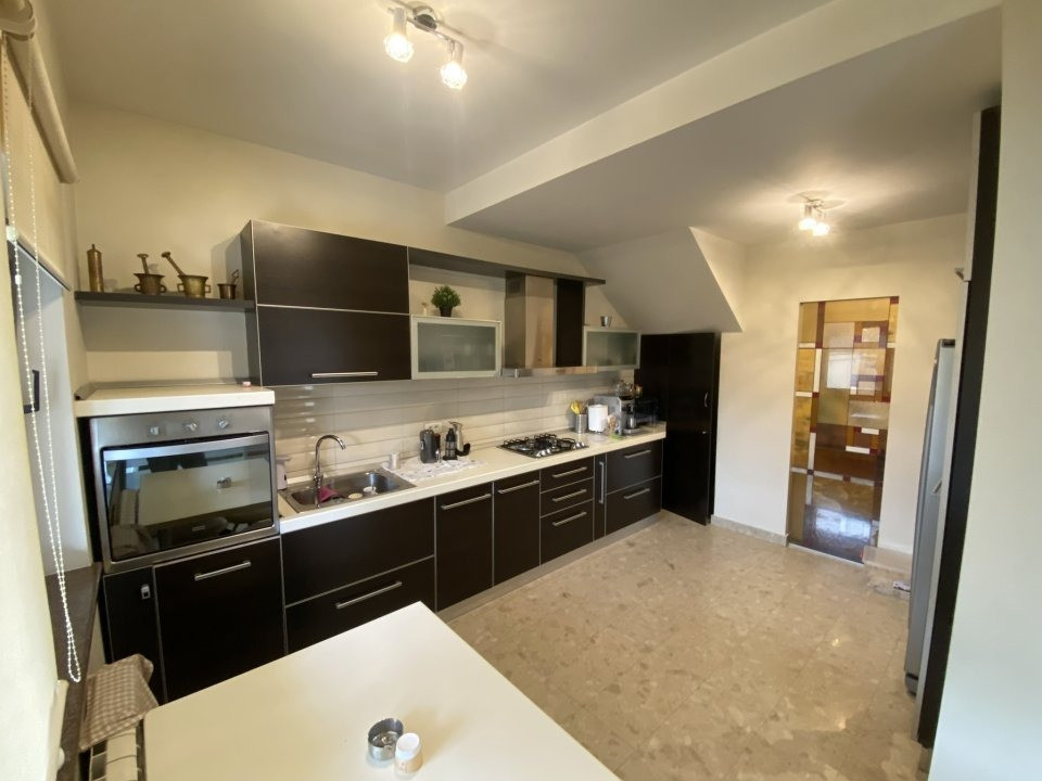 Vila 5 Camere Pipera Bucuresti — fotografie 3