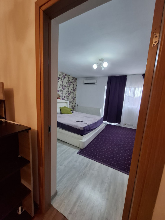 Vila/Duplex Rahova Bucuresti 421 MP 10 Camere — fotografie 11