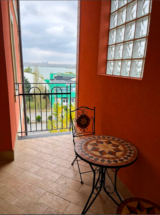 3 Camere Modern cu balcon de inchiriat in Mamaia Central — fotografie 24