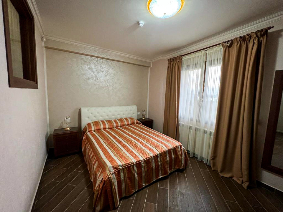 3 Camere Modern cu balcon de inchiriat in Mamaia Central — fotografie 9