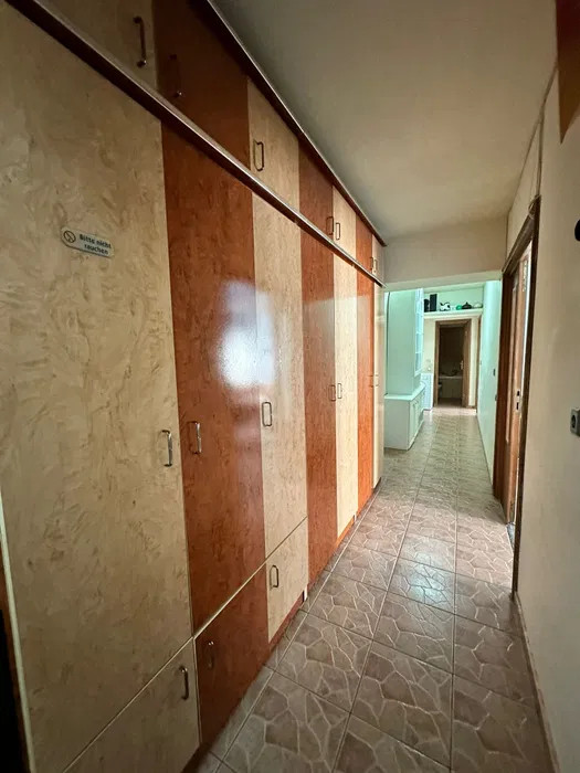 Metro | 2 Camere | Decomandat | Etaj 5 | Lift | Centrală Proprie — fotografie 4