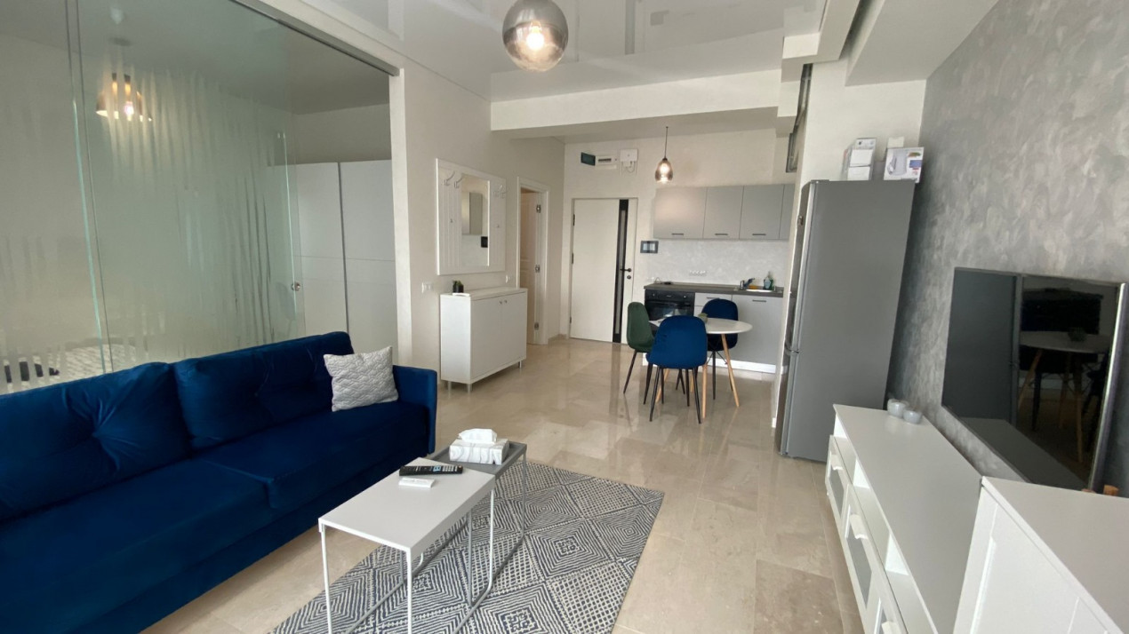 Studio de lux de inchiriat in zona Tomis Plus cu loc de parcare — fotografie 2