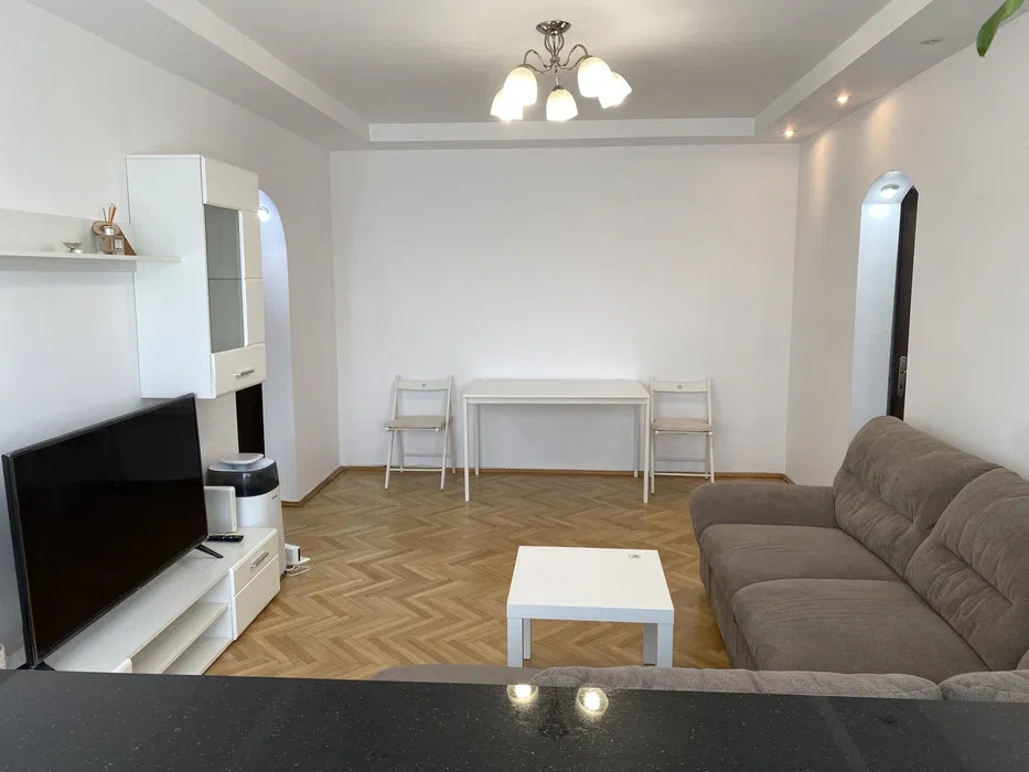 2 Camere | Piata Victoriei-Guvern | Bucuresti — fotografie 3